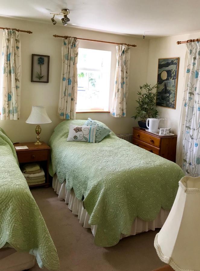 Woodsford High Mead Bed & Breakfast エクステリア 写真